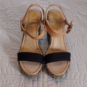 Vince camuto wedge sandals size 10